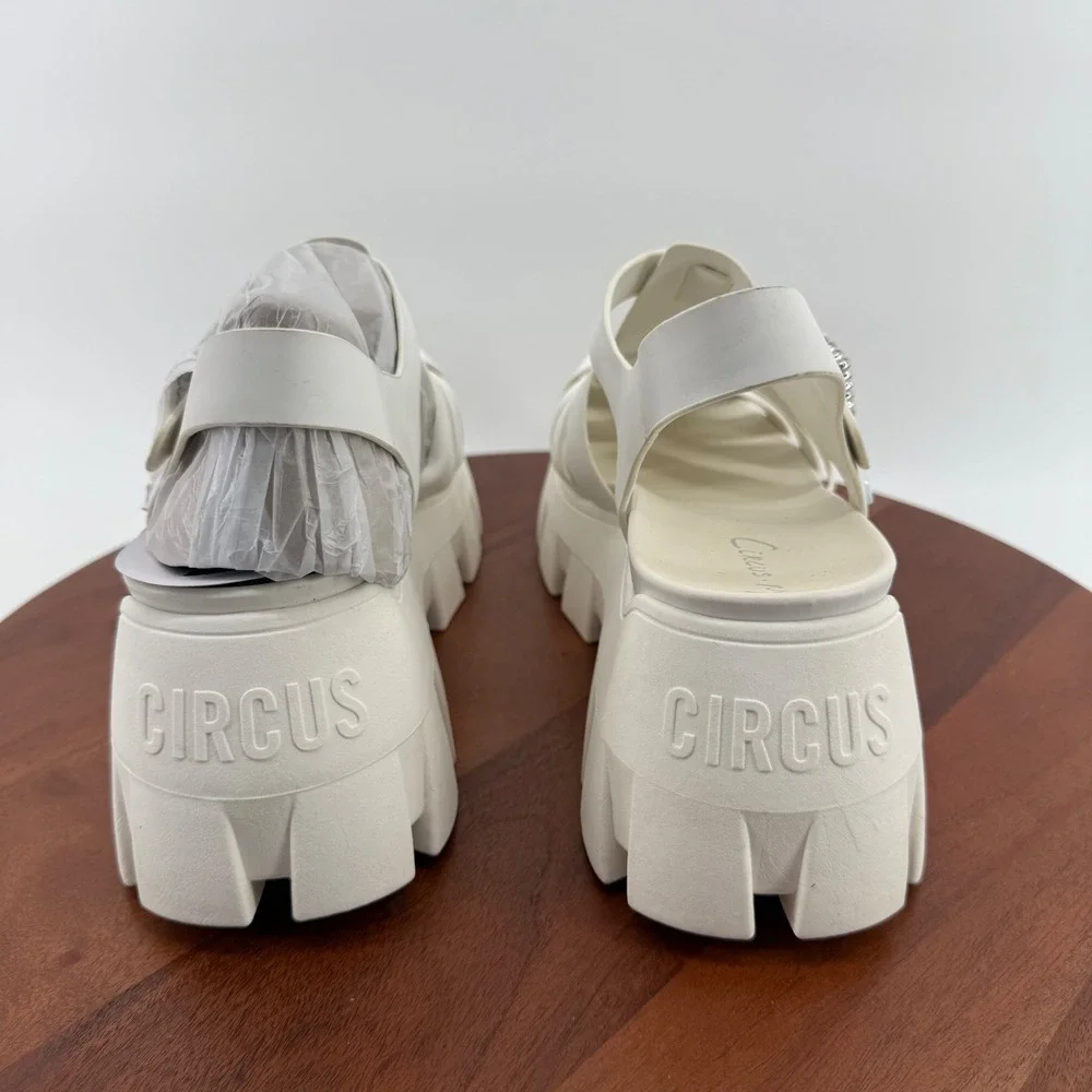 Circus NY Alyson Fisherman Platform Sandals White Lug Sole Buckle Women 9 NIB
